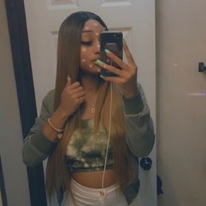 Meet your Posher, Bella